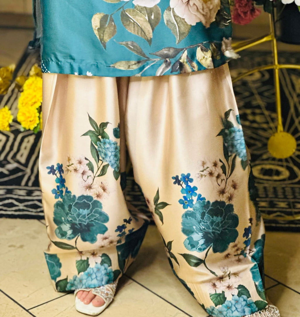 Hooriya Fashions - Silk Top-Bottom And Dupatta Set.