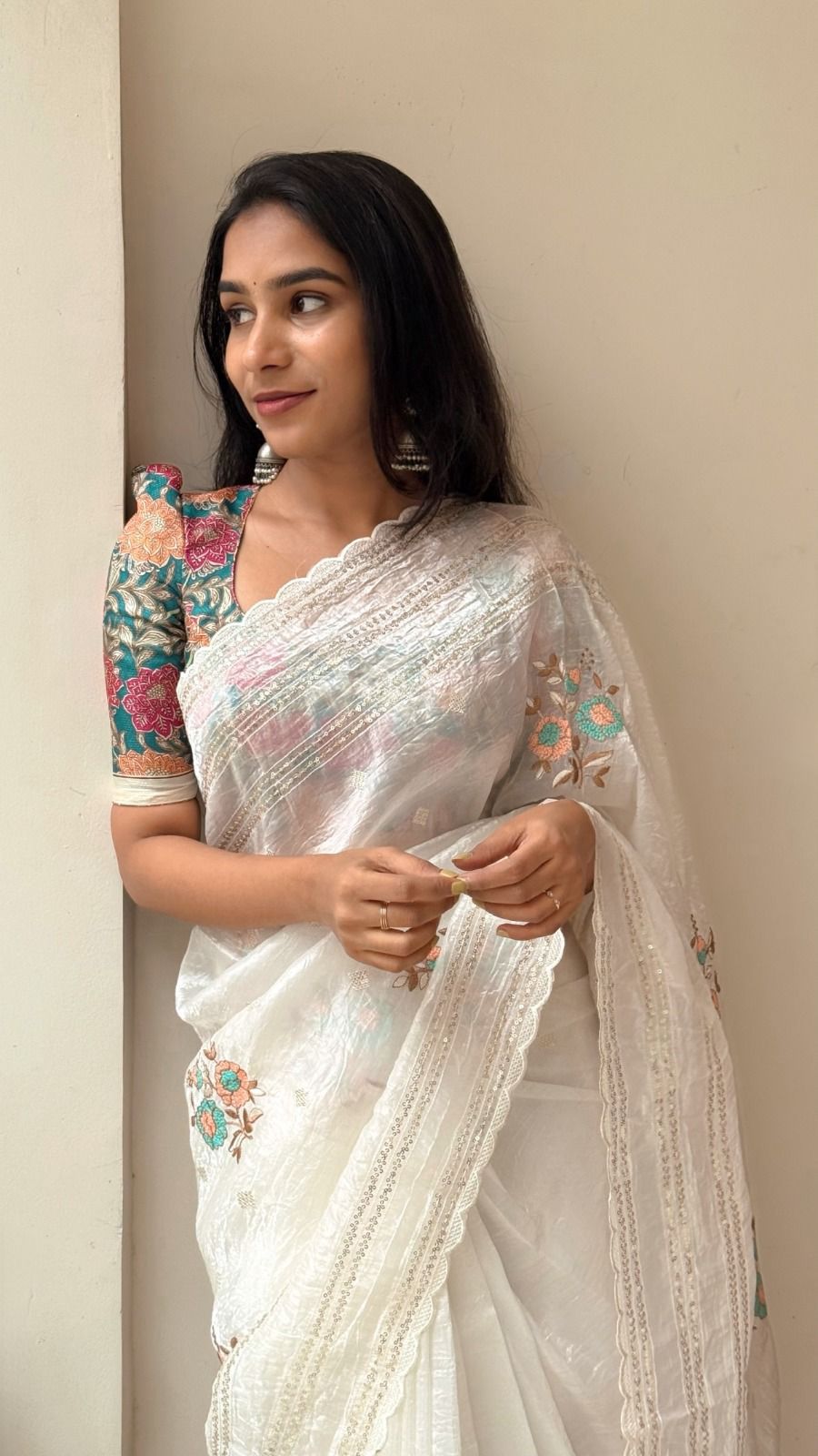 Hooriya Fashions - Premium Crush orgenza sarees.
