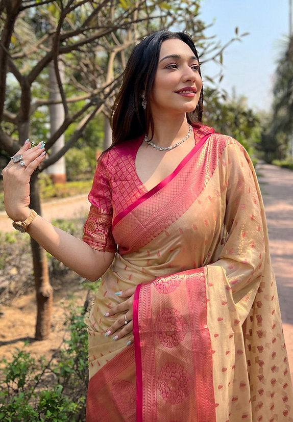 Hooriya Fashions - Banarasi Soft Silk Saree .