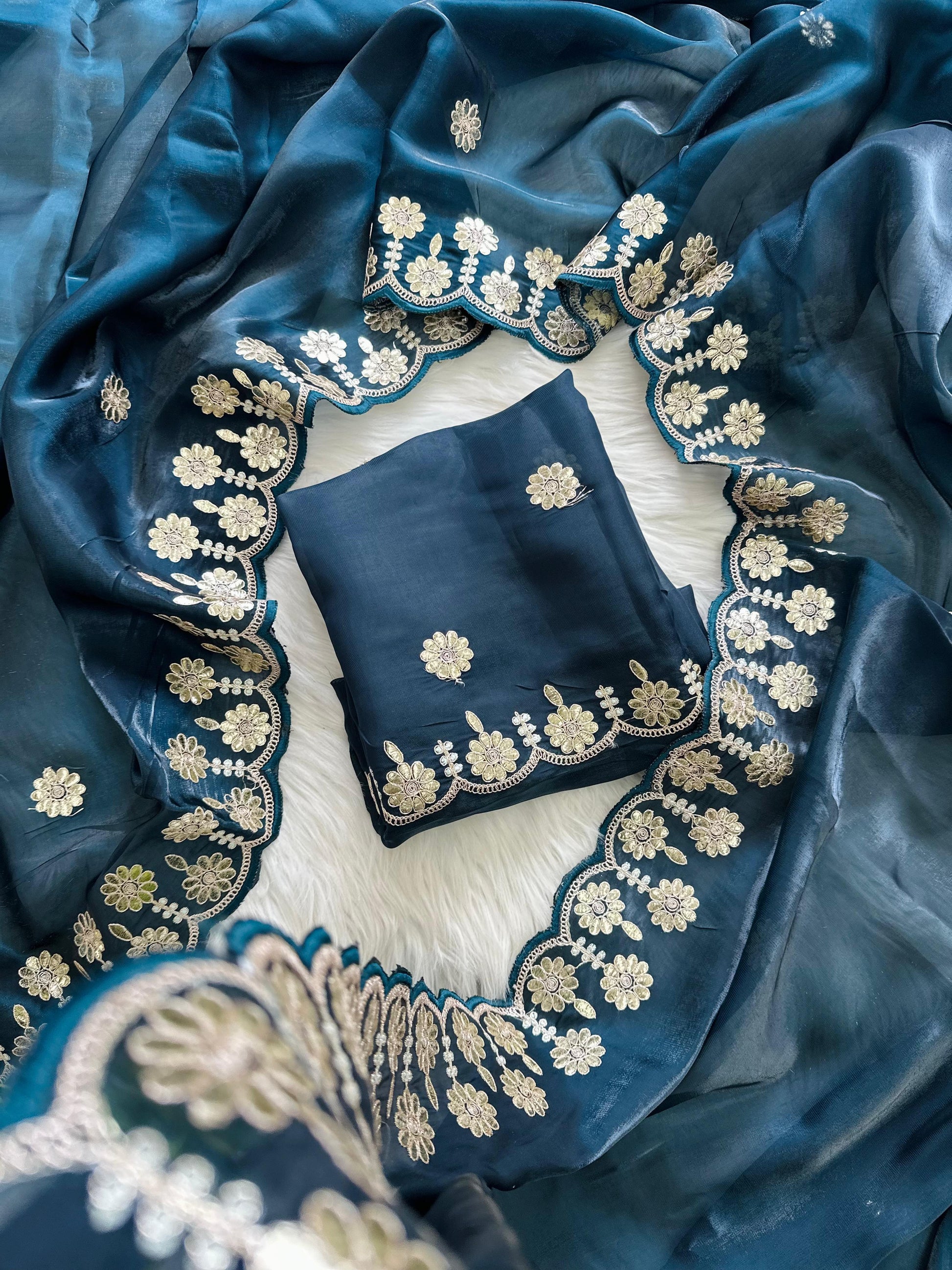 hooriya fashions -  jimmy choo saree
