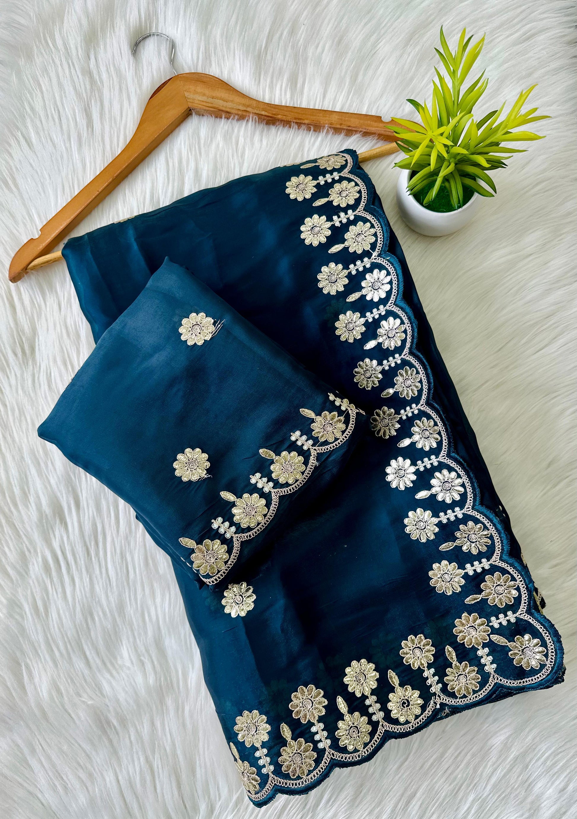 hooriya fashions -  jimmy choo saree