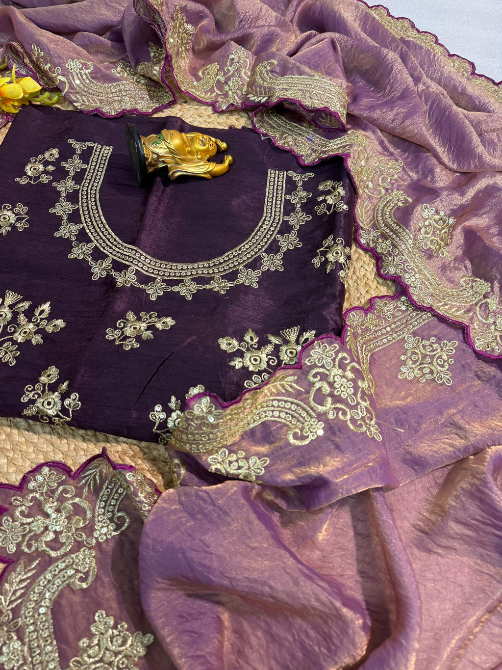 hooriya fashions -  Fendy Satin Fabric Saree