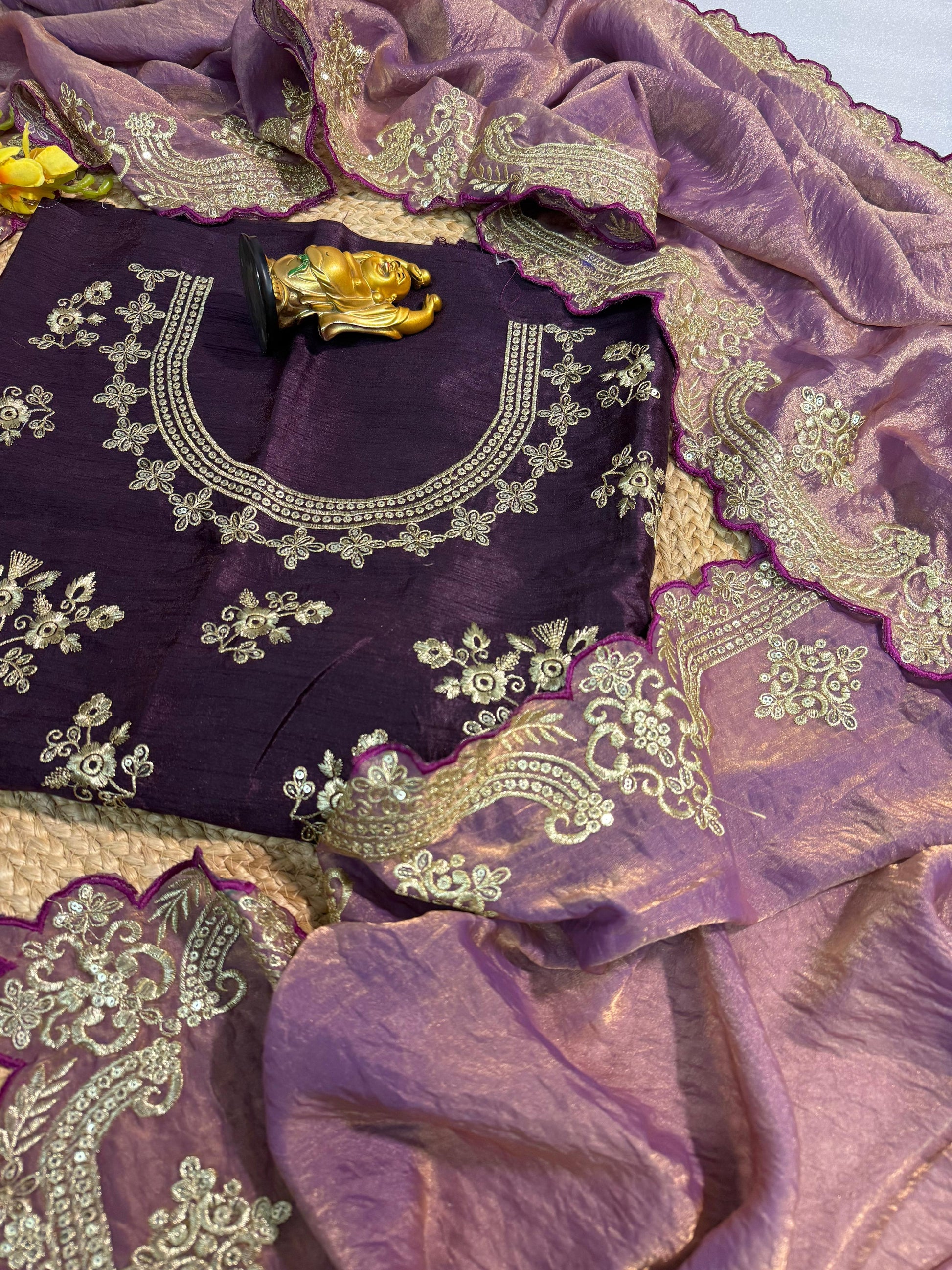 hooriya fashions -  Fendy Satin Fabric Saree