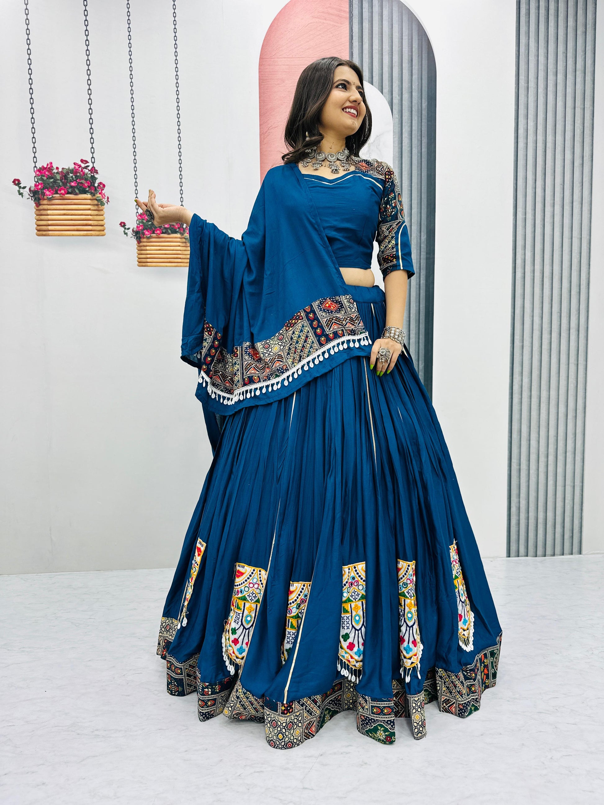 Hooriya Fashions - Lehenga Choli.
