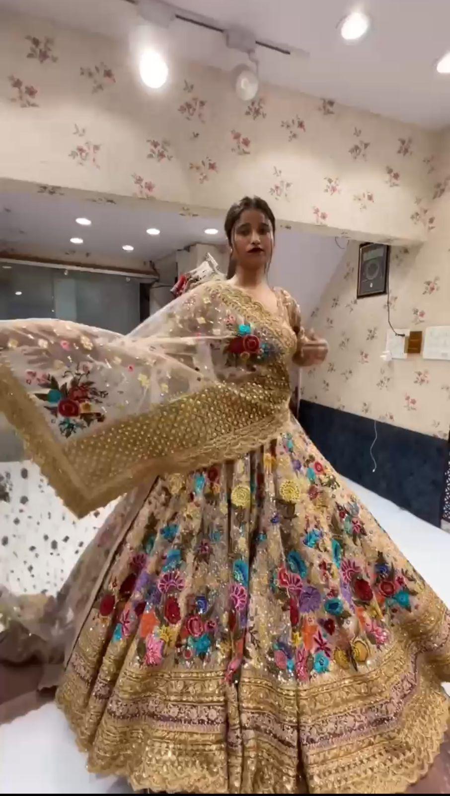 Hooriya Fashions - Georgette Lehenga.