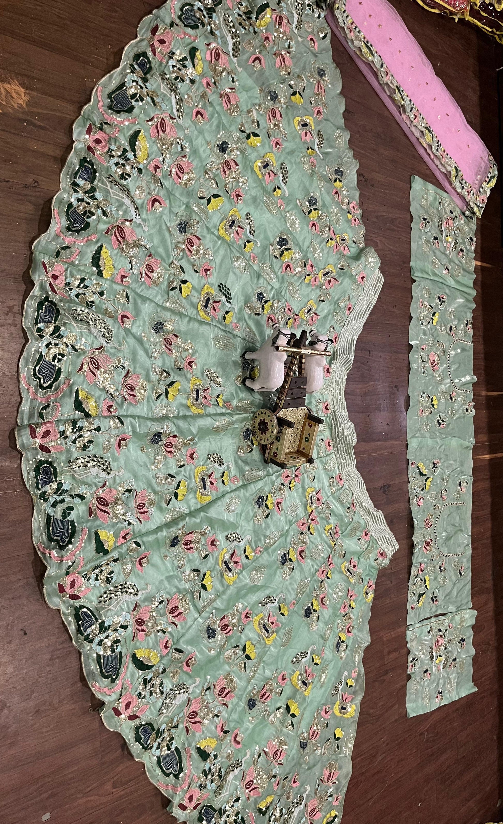 Hooriya Fashions - Lehenga.