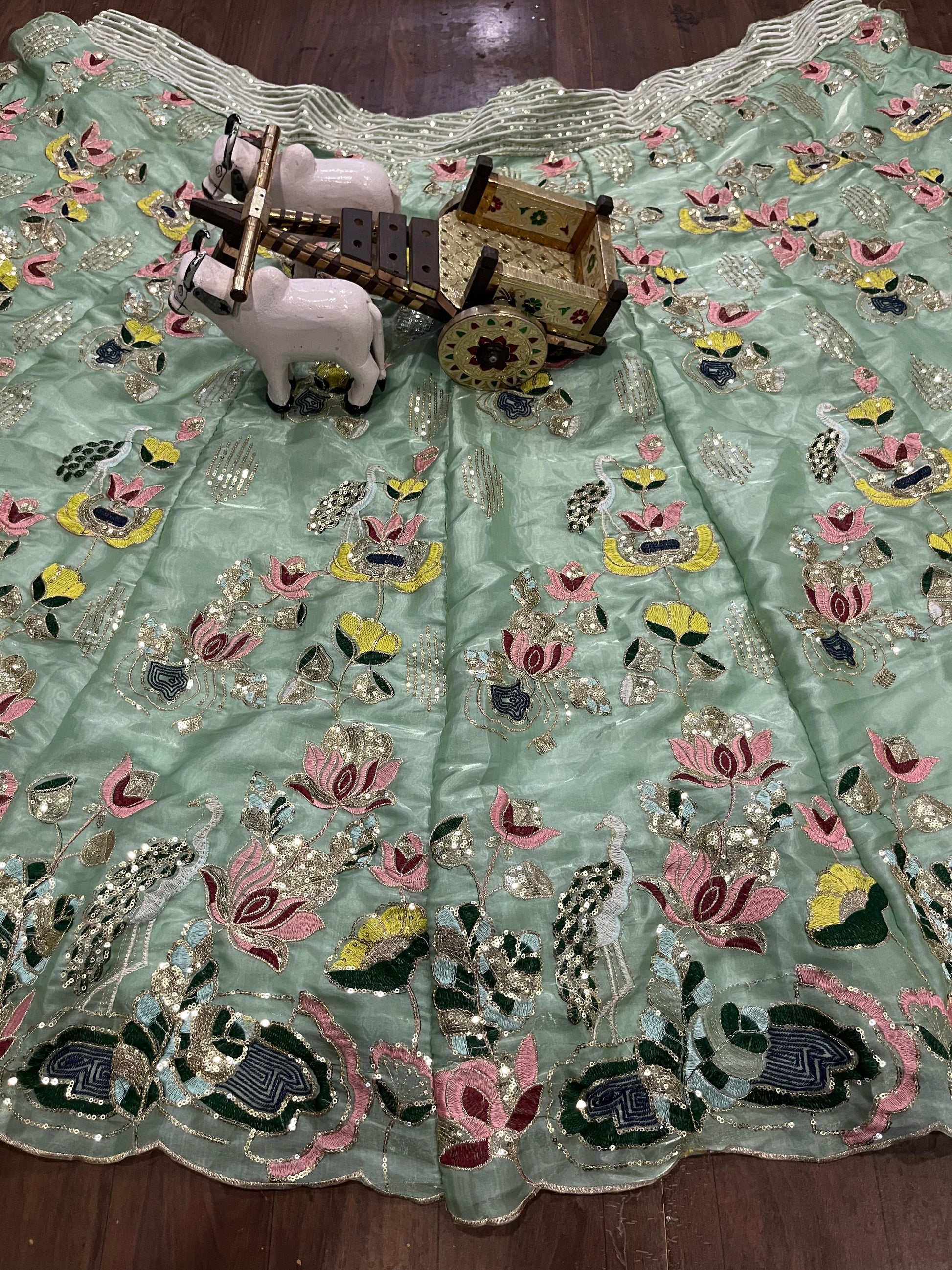 Hooriya Fashions - Lehenga.