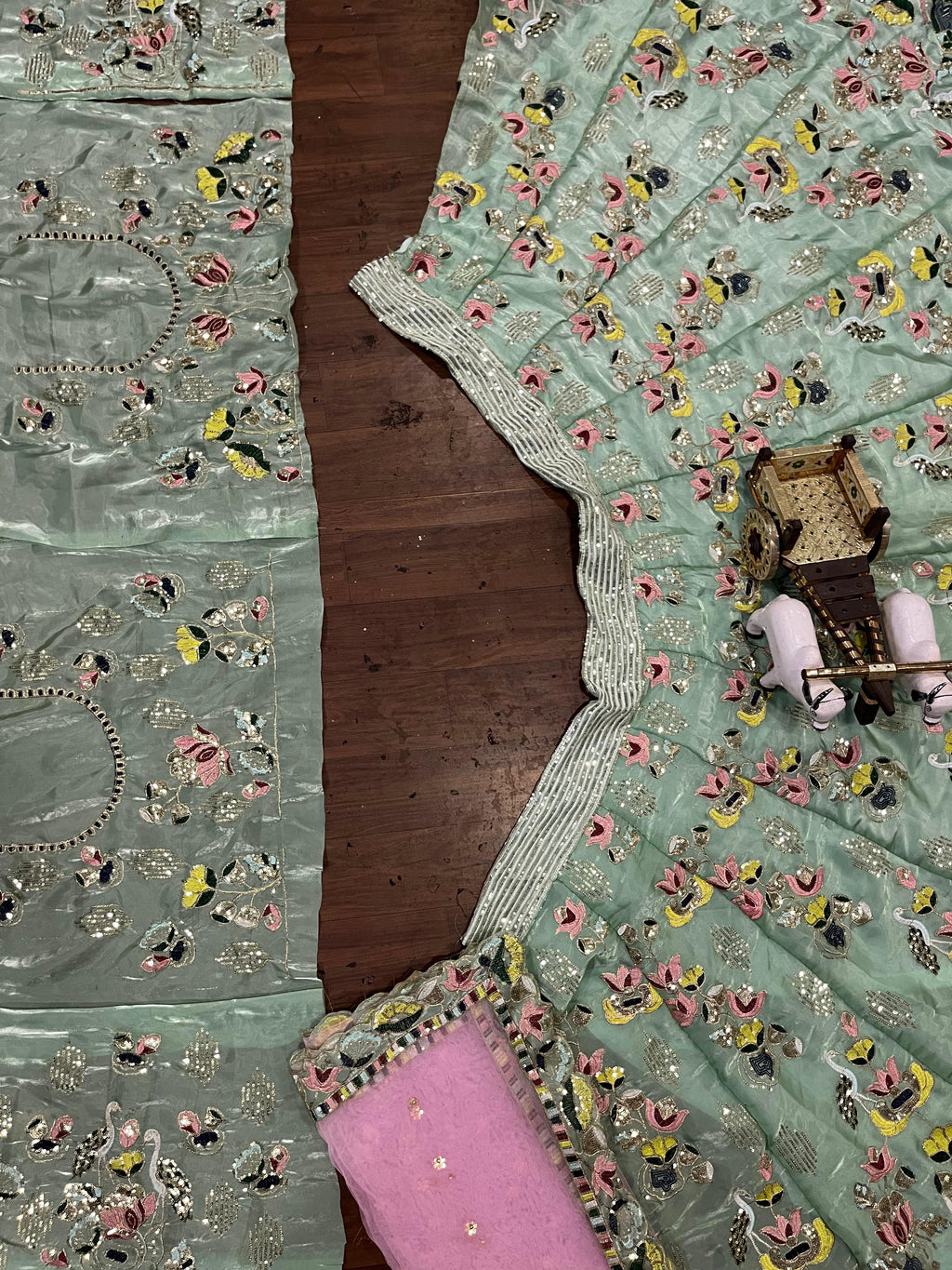 Hooriya Fashions - Lehenga.