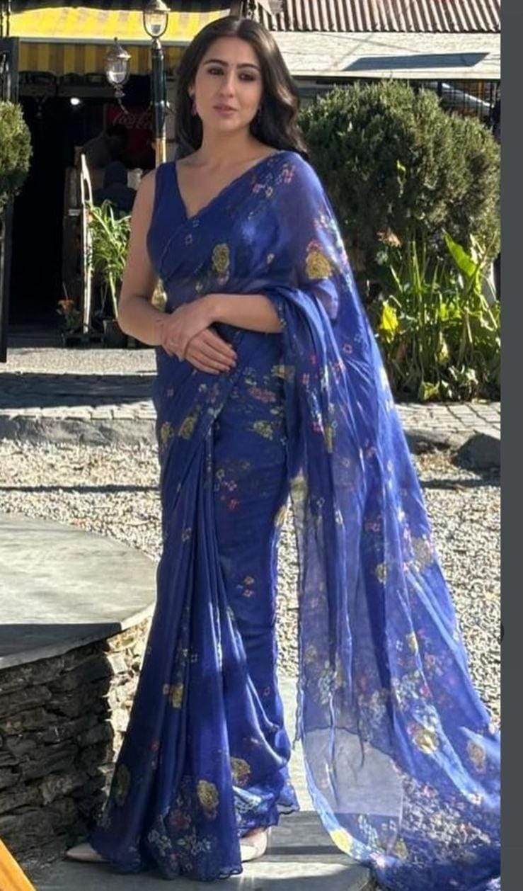 Hooriya fashions - Plain Linen Saree