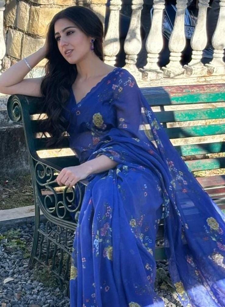 Hooriya fashions - Plain Linen Saree