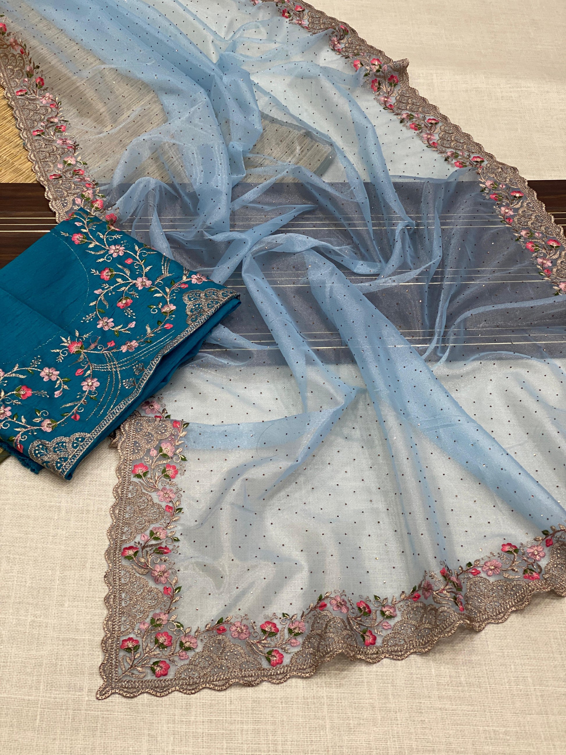 Hooriya fashions - Twill net sarees