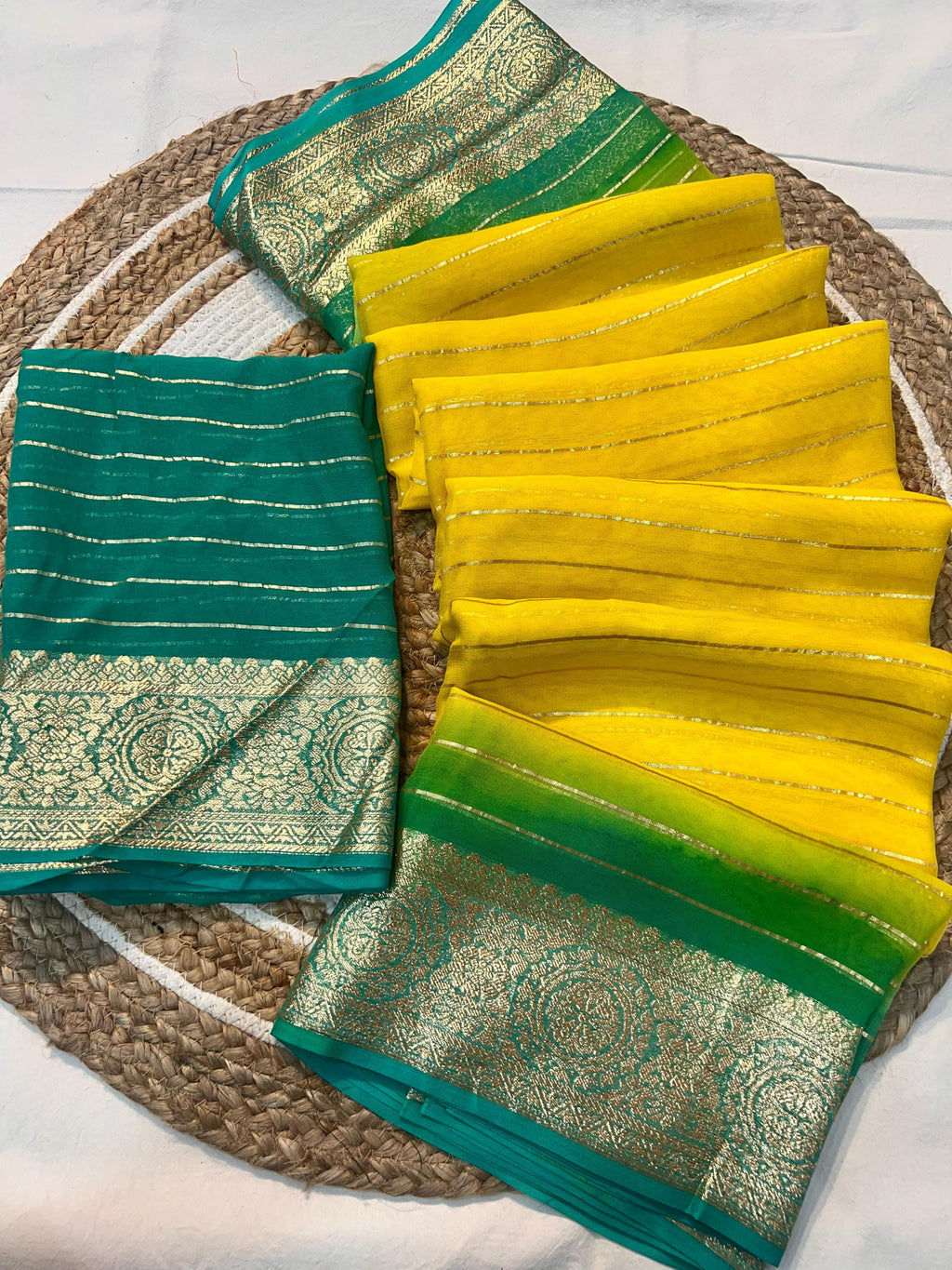 Hooriya fashions - 3D Viscose Georgette Saree