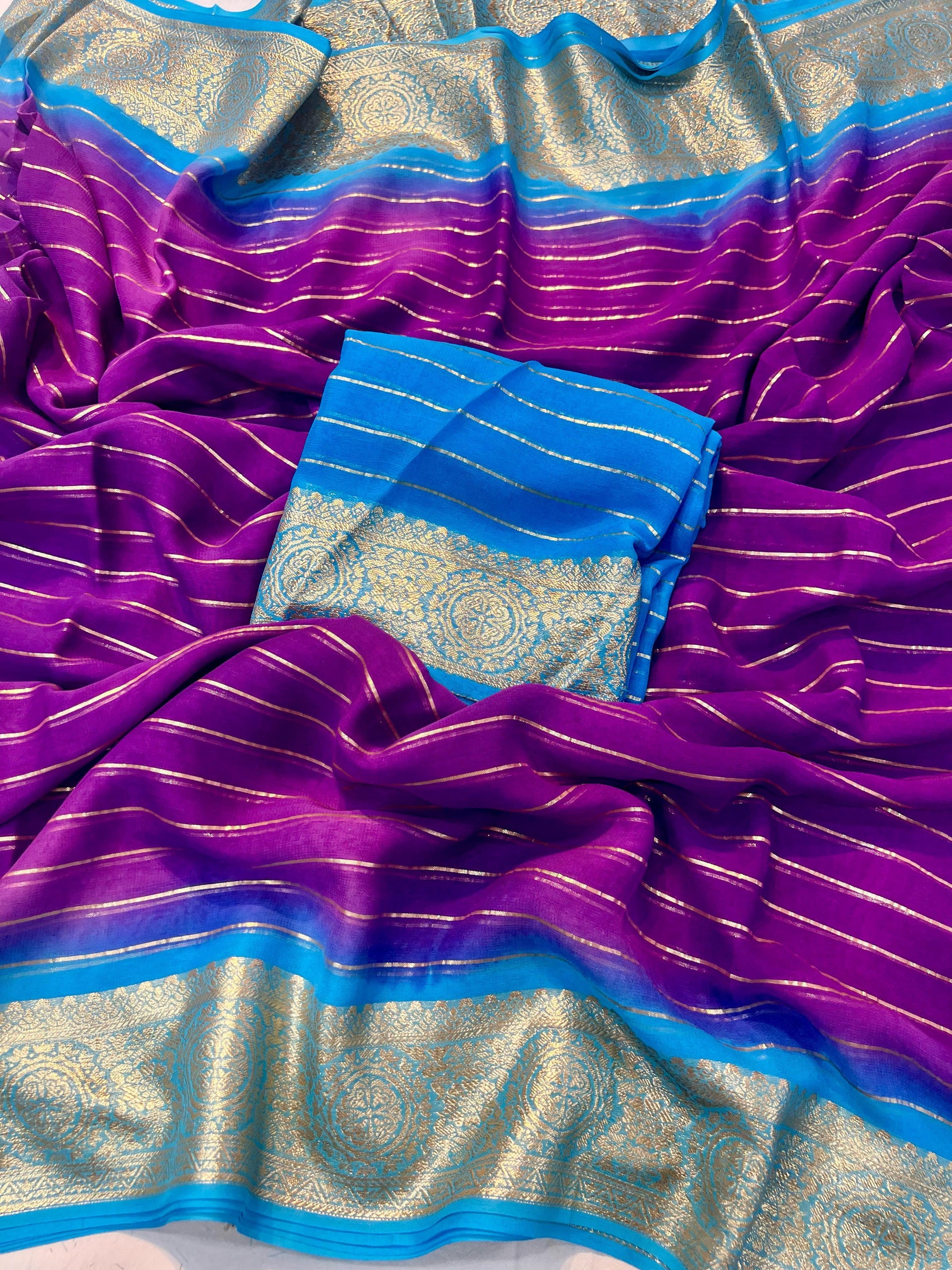 Hooriya fashions - 3D Viscose Georgette Saree