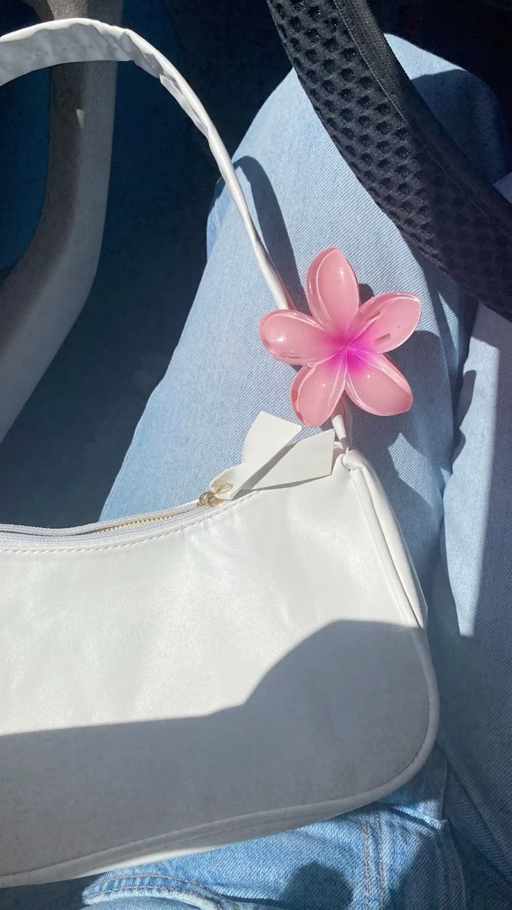 Pink flower Hawaiian clip