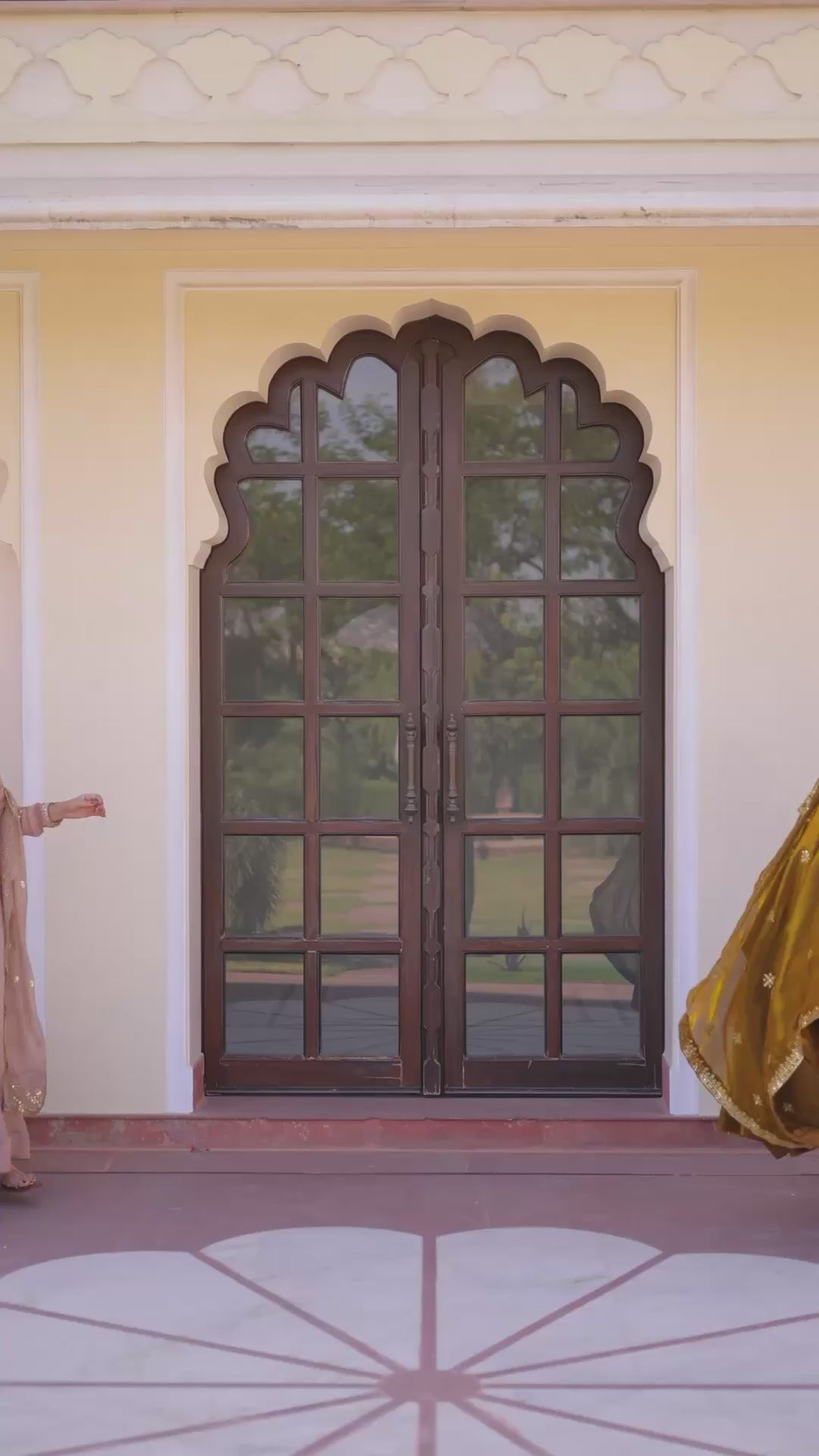 Hooriya fashions - Fendy Fabric With Zari &amp; Sequins Embroidered work suits