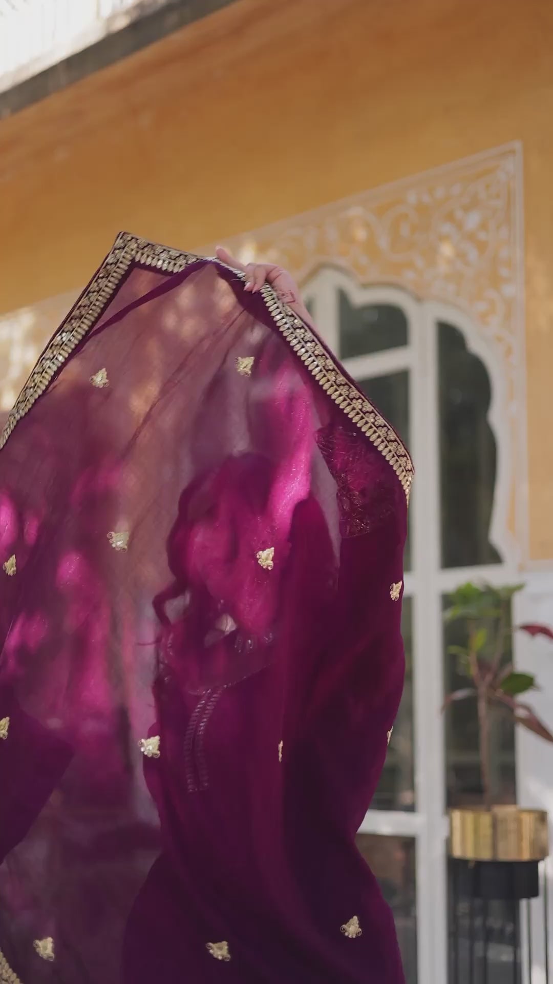 Hooriya Fashions - PREMIUM DESIGNER READYMADE GOWN COLLECTIONS.