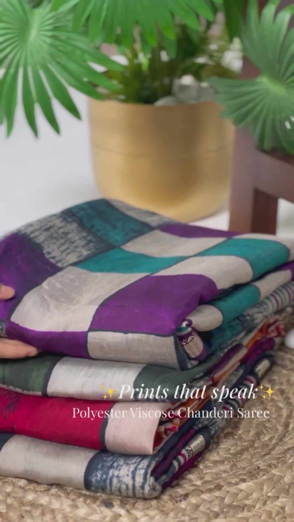 Hooriya fashions - Woven whispers of royalty, wrapped in Chanderi charm Saree.