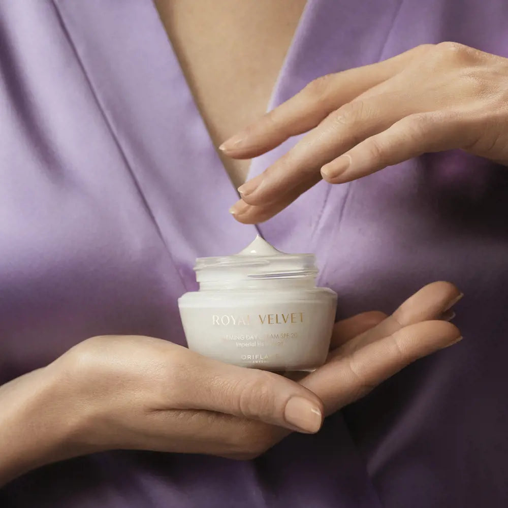 Oriflame Royal Velvet Firming Day Cream SPF 20