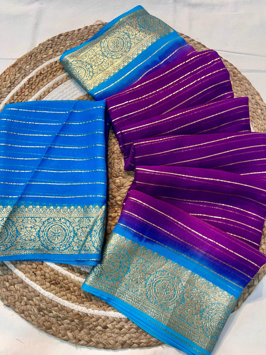 Hooriya fashions - 3D Viscose Georgette Saree