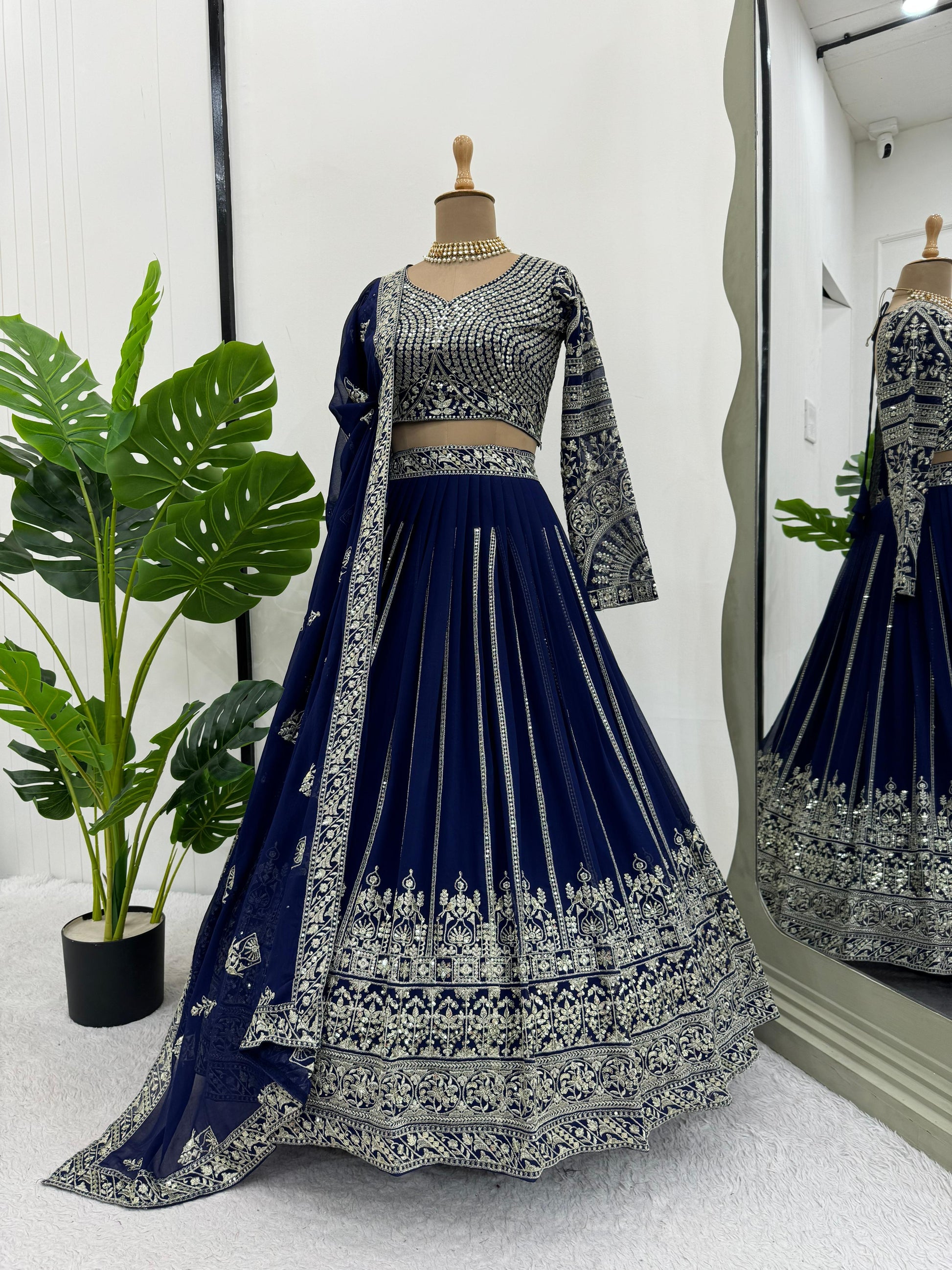 Hooriya Fashions - Lehenga Choli