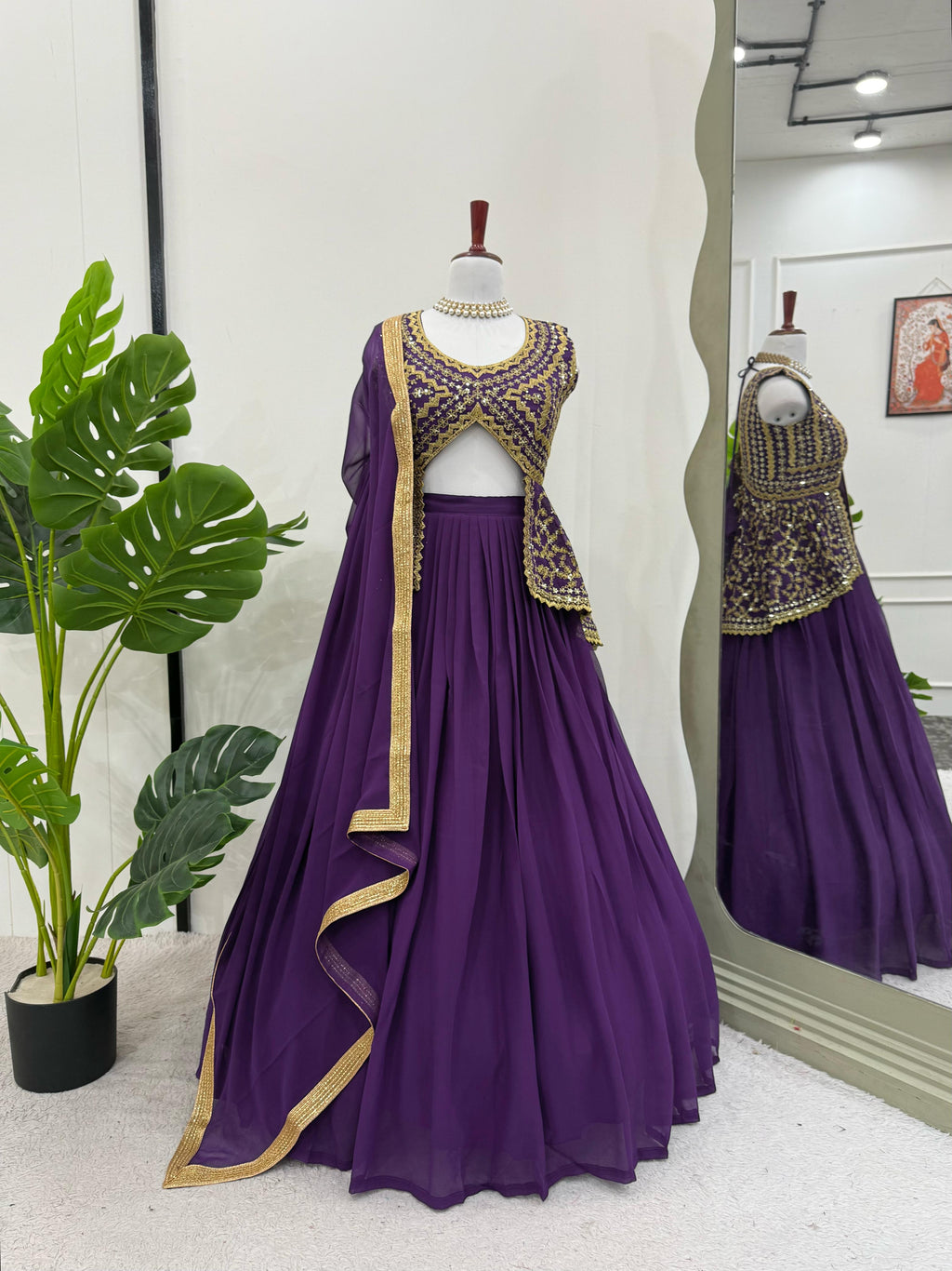 Hooriya Fashions - Lehenga Choli.